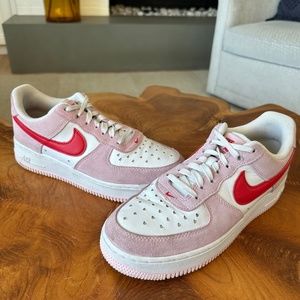 Air Force 1 Low Valentine’s Day 2021